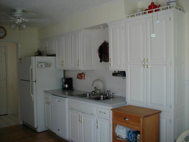 5223 NW 82nd Ter, Kansas City, MO 64151