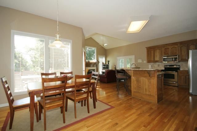 14304 Mackey St, Overland Park, KS 66223
