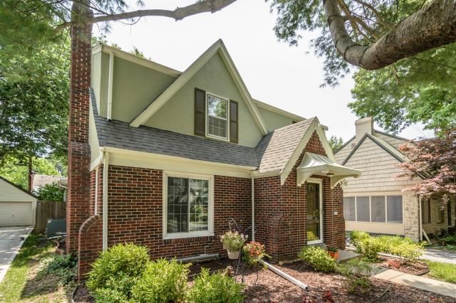 419 E 73rd St, Kansas City, MO 64131