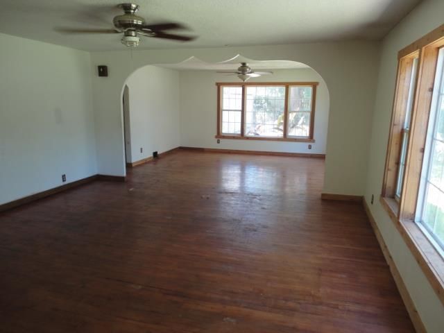 7007 E 67th St, Kansas City, MO 64133