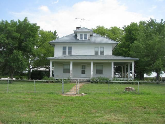 30 N 1 Rd, Overbrook, KS 66524