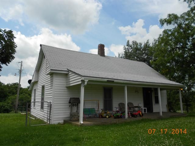 36169 W 207th St, Polo, MO 64671