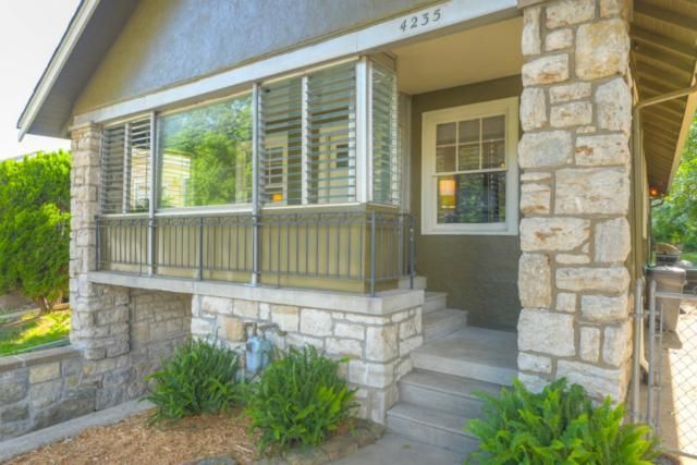 4235 State Line Rd, Kansas City, MO 64111