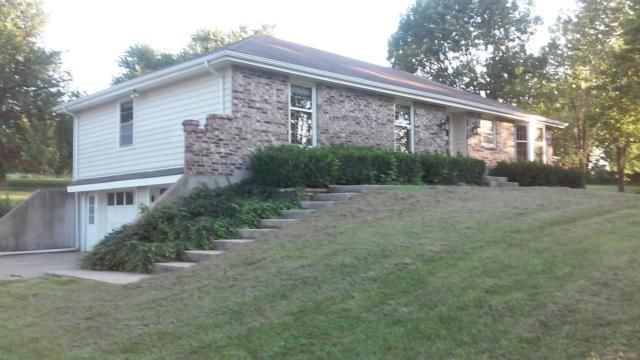 25885 W 77 St, Shawnee, KS 66227