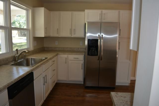 10331 Maple Dr, Overland Park, KS 66207