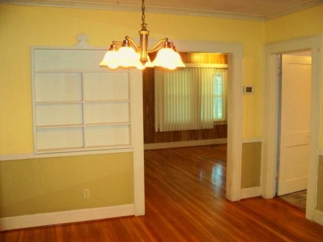 5340 Harrison St, Kansas City, MO 64110