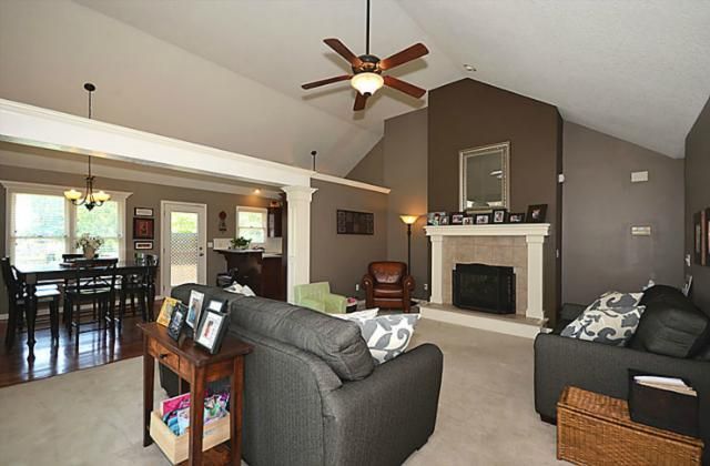 809 NE 107th St, Kansas City, MO 64155