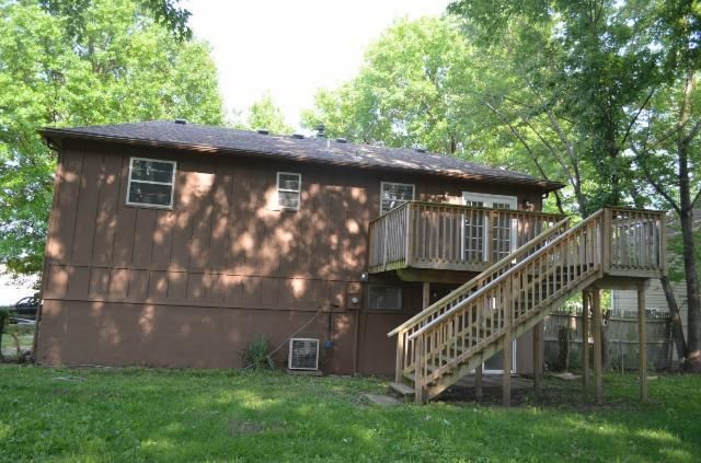 202 Gregg St, Grain Valley, MO 64029