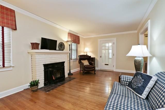 415 E 60th St, Kansas City, MO 64113