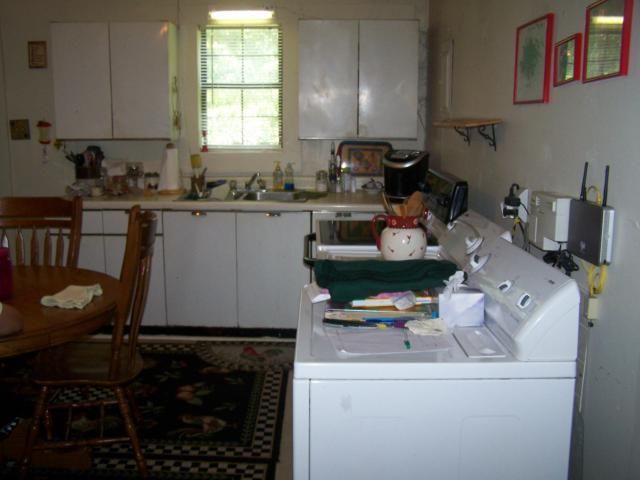 107 Maple St, Lathrop, MO 64465