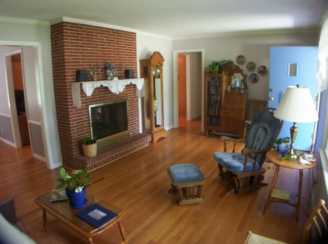 8301 Beverly Dr, Overland Park, KS 66207