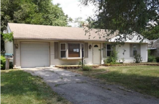 8302 E 111th Ter, Kansas City, MO 64134