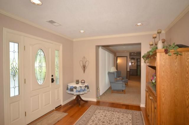 22657 W 220 St, Spring Hill, KS 66083