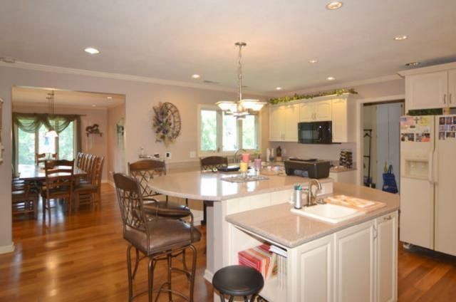 22657 W 220 St, Spring Hill, KS 66083