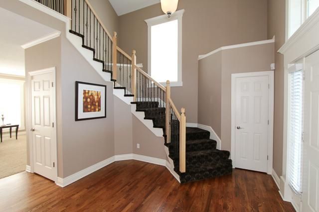 13821 Noland St, Overland Park, KS 66221
