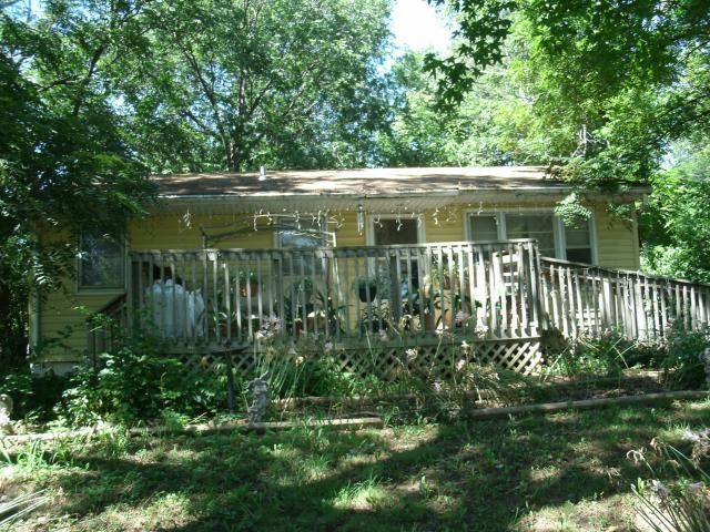 7604 E 48th Ter, Kansas City, MO 64129