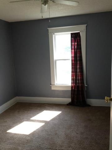 805 E North Main St, Richmond, MO 64085
