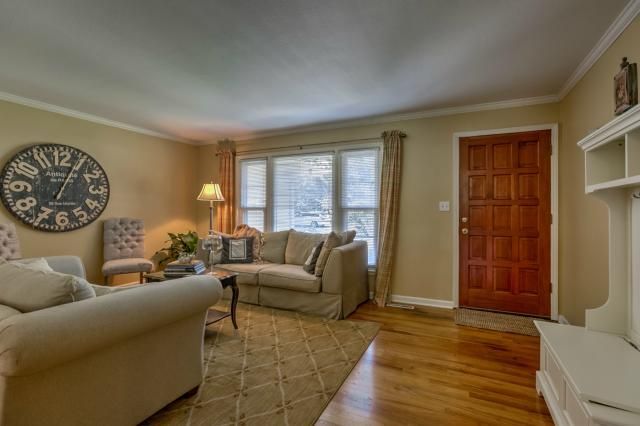 3525 NE 47th Ter, Kansas City, MO 64117