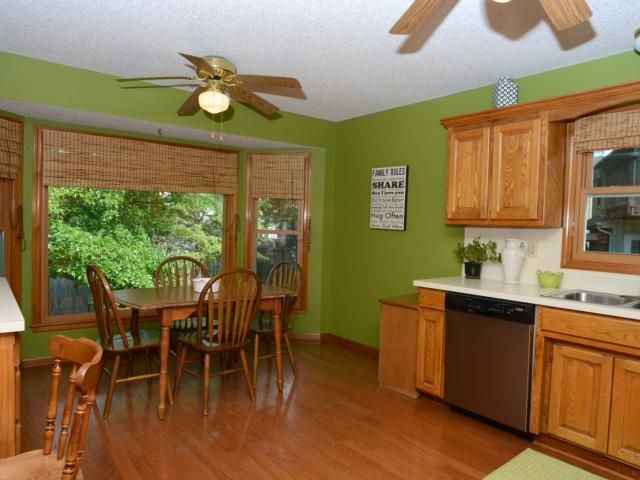 11640 Cody St, Overland Park, KS 66210