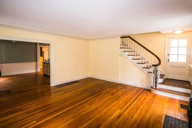 426 E 55th St, Kansas City, MO 64110