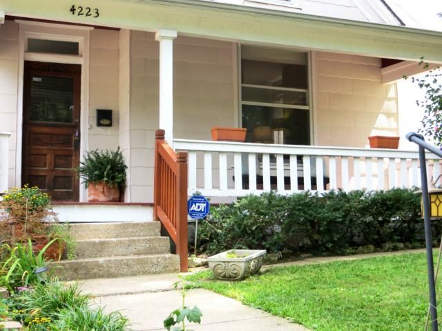 4223 Oak St, Kansas City, MO 64110