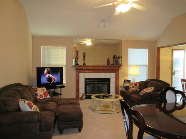 14904 E 48th Ter, Kansas City, MO 64136