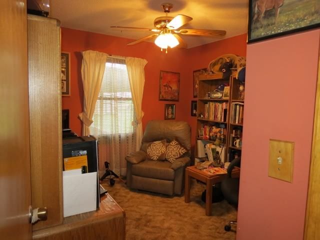 616 W Prairie St, Cameron, MO 64429