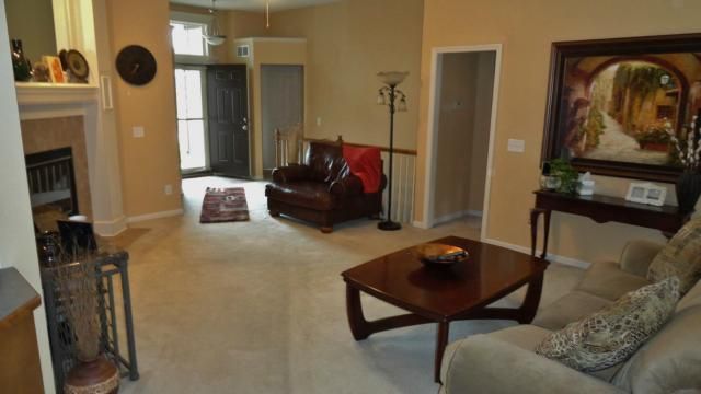 9051 NE 103rd Ter, Kansas City, MO 64157
