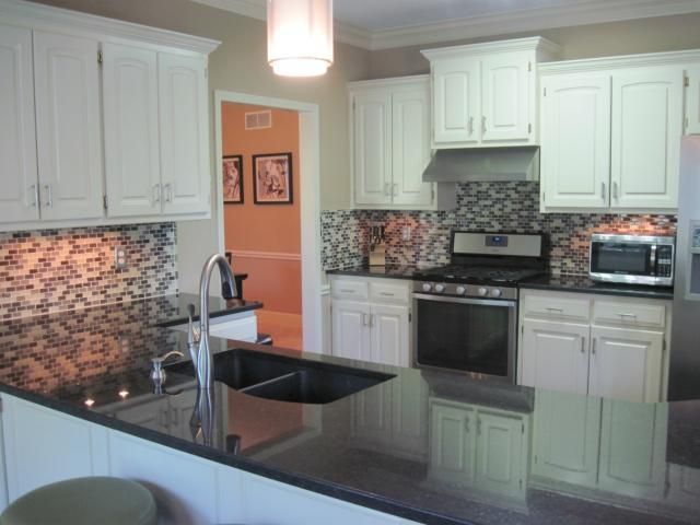 17764 W 159th Ter, Olathe, KS 66062