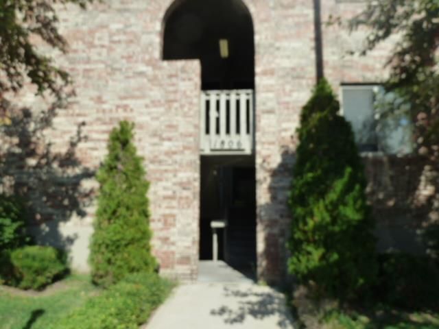 1806 E 97th #c St, Kansas City, MO 64131