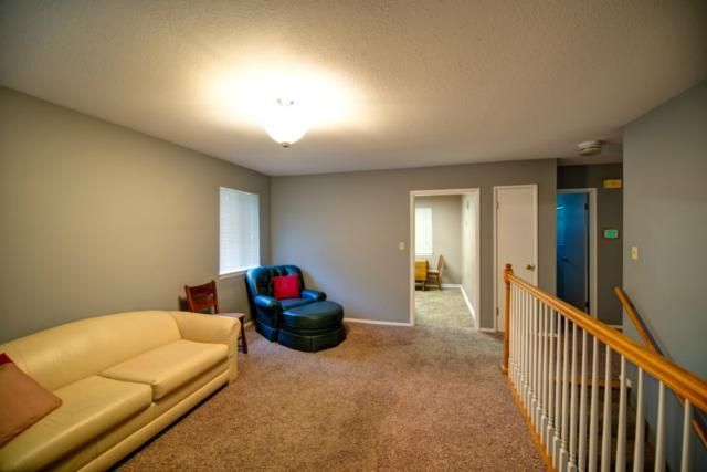 7036 NW Winter Ave, Kansas City, MO 64152