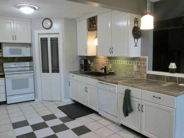3882 SW 169 Hw, Trimble, MO 64492
