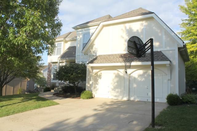 12743 Flint St, Overland Park, KS 66213