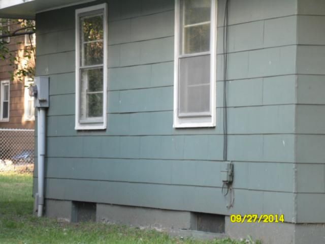 316 Golden Ln, Independence, MO 64055