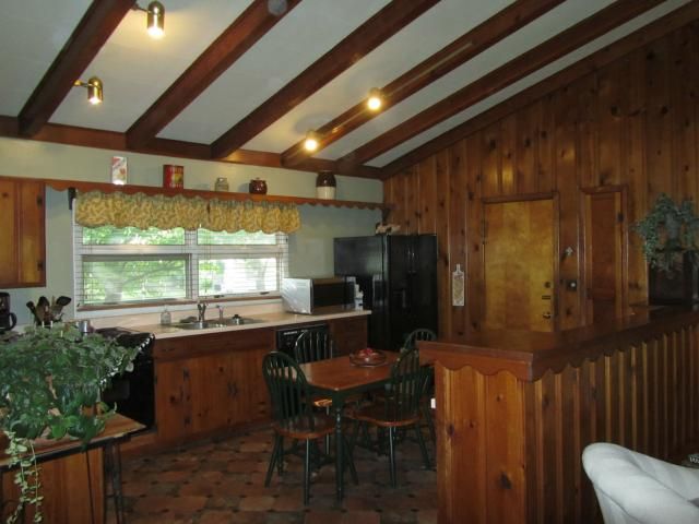 6801 Hadley St, Overland Park, KS 66204