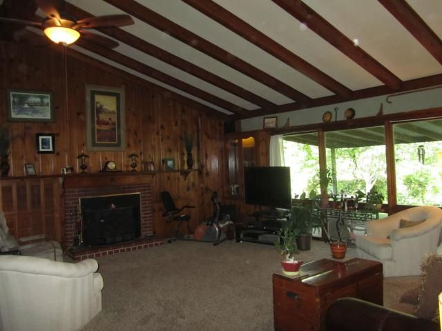 6801 Hadley St, Overland Park, KS 66204