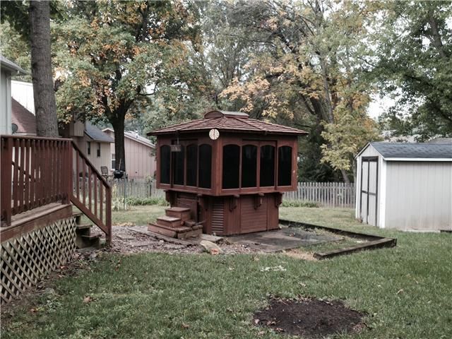 11216 E 75th Ter, Raytown, MO 64138