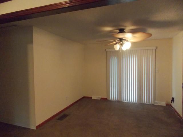4319 E 52nd St, Kansas City, MO 64130