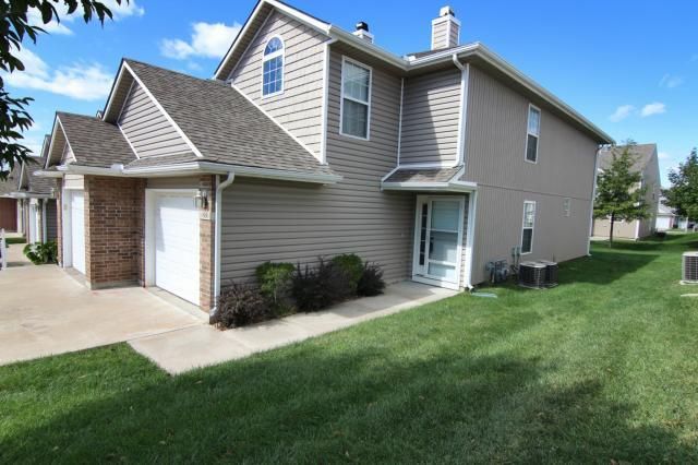 10650 E 46th Ter, Kansas City, MO 64133