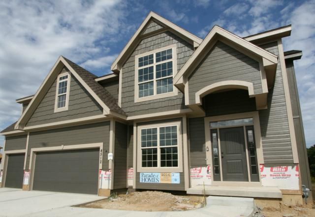 4512 Montebella Dr, Riverside, MO 64152