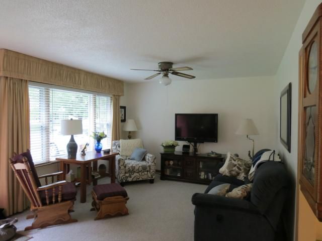 11509 Orchard Rd, Kansas City, MO 64134