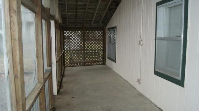 5330 Phelps Rd, Kansas City, MO 64136
