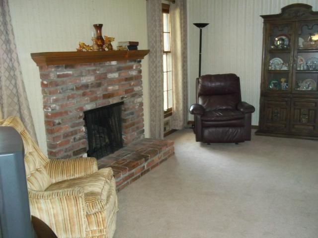 14601 E 40th Ter, Independence, MO 64055