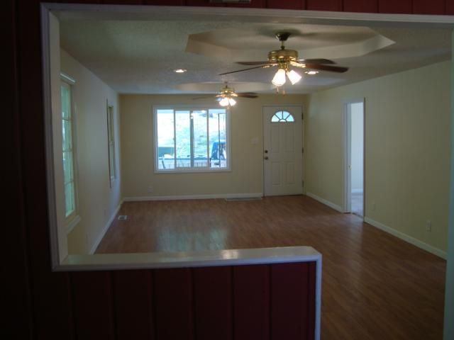2514 S 22 St, St Joseph, MO 64503