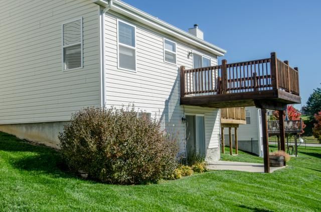 1815 NW 82nd Ter, Kansas City, MO 64151