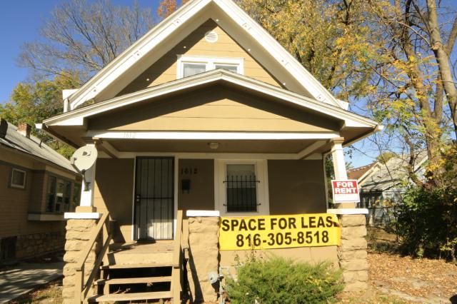 1612 E 39th St, Kansas City, MO 64109
