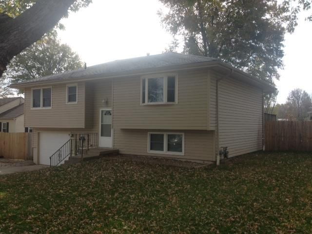 112 Mary St, Lansing, KS 66043