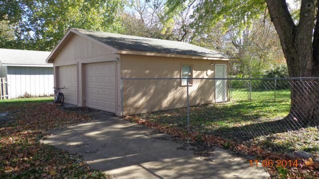 507 S Maple St, Wellsville, KS 66092