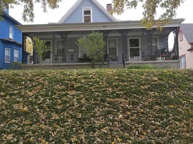 527 Spruce Ave, Kansas City, MO 64124