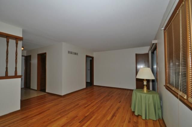 604 NW 87th Ter, Kansas City, MO 64155